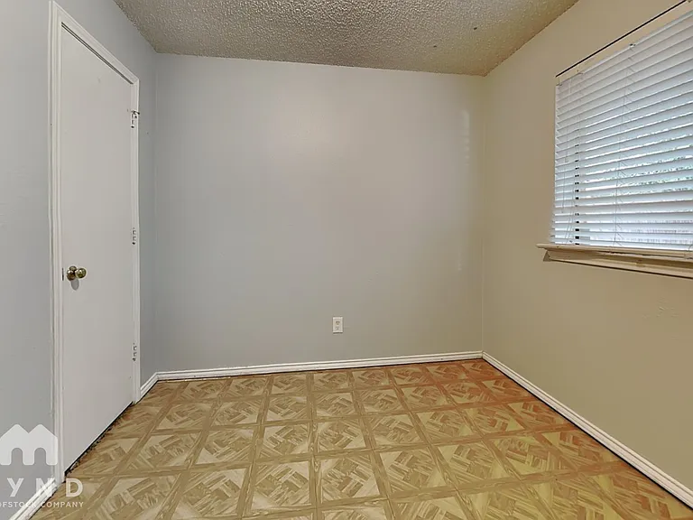 11809 Garden Terrace Dr — Photo 12