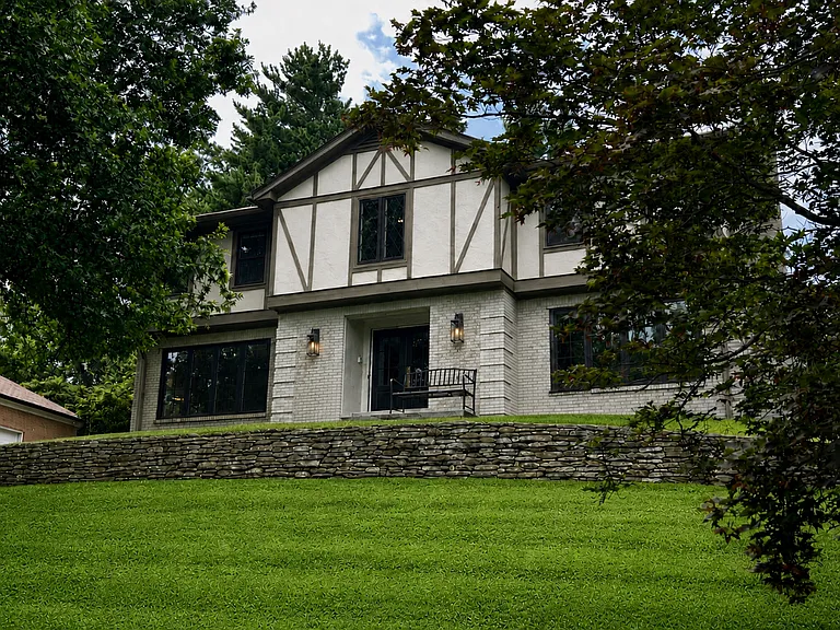 7228 Fox Harbor Rd — Photo 4