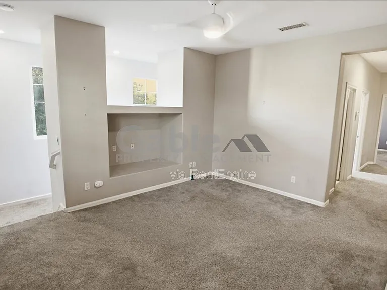 26925 Carmelita Dr — Photo 12