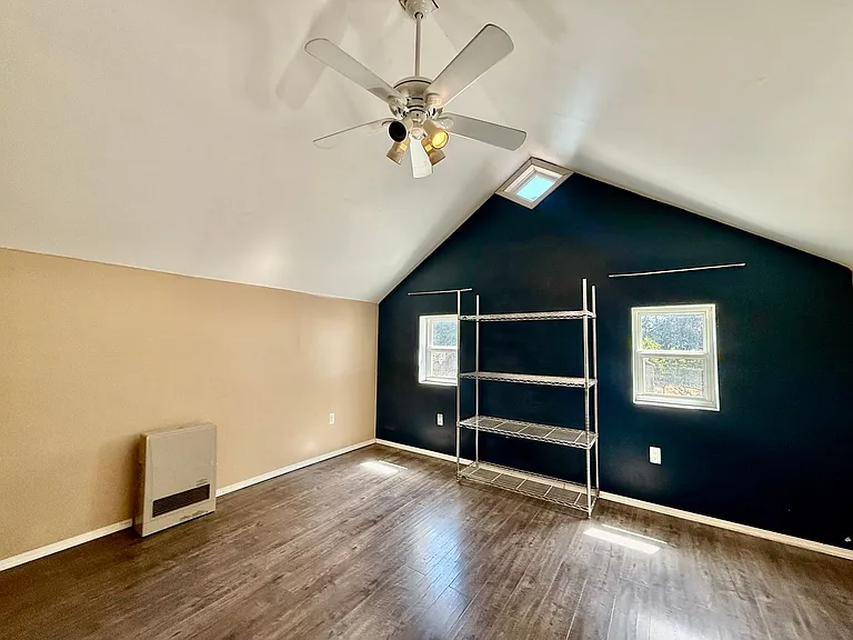519 S Cedar St — Photo 21