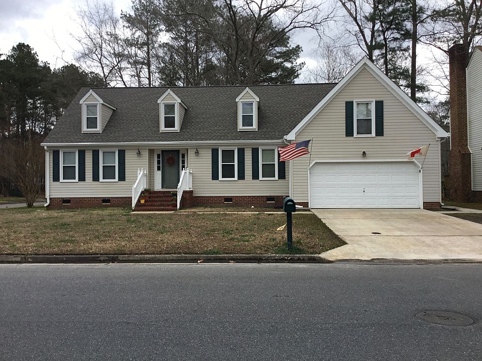 1st image of 701 Aguila Dr