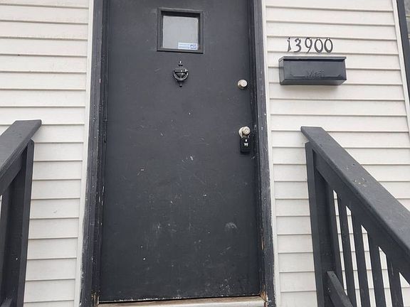 4th image of 13900 Potomac Ave