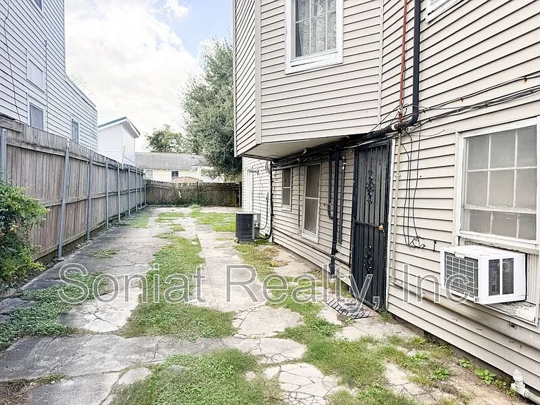 1621 Crete St #1 — Photo 9