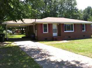 5123 Ponderosa Dr, Fayetteville, NC 28304