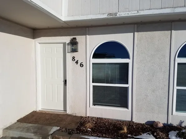846 S Bellflower Dr, Pueblo, CO 81007