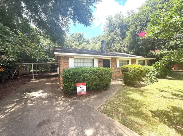 6319 Pinebrook Dr, Montgomery, AL 36117