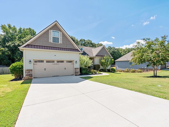 3rd image of 9 Kingsfield Pl