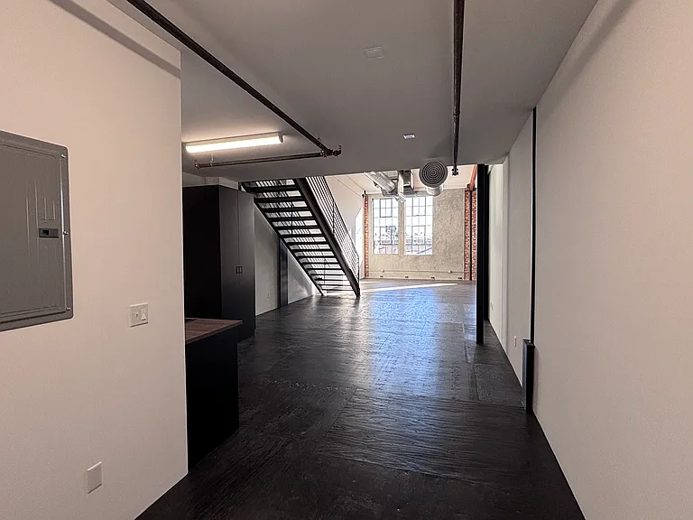 4020 Avalon Blvd #210 — Photo 24