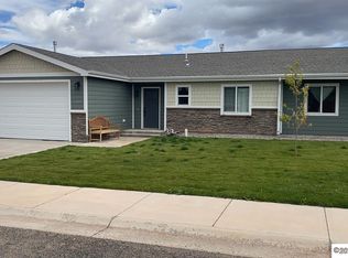 2009 21st St, Laramie, WY 82070