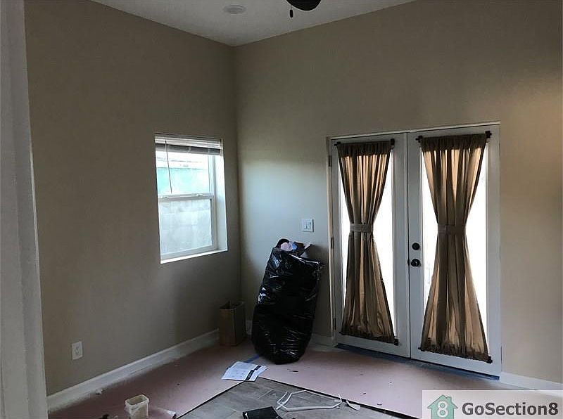 1st image of 1075 E William St #2