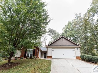 140 Oakview Dr, Hull, GA 30646