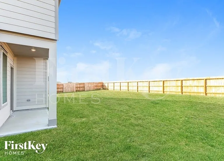 7307 Hillside Ave — Photo 14