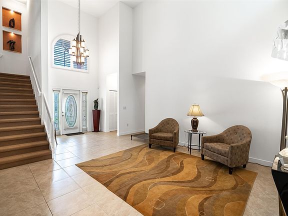 3rd image of 3219 NW 22nd Avenue