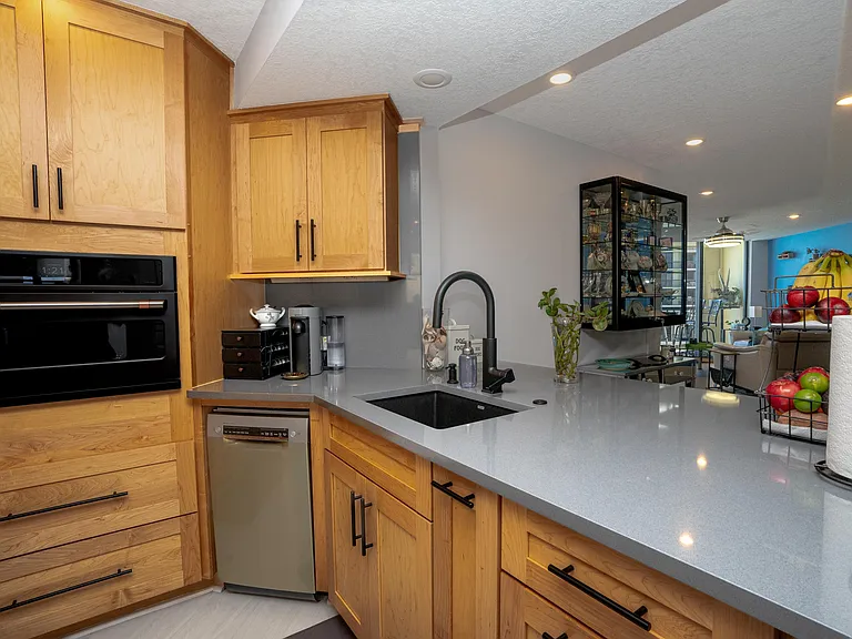9500 S Ocean Dr #1208 — Photo 10