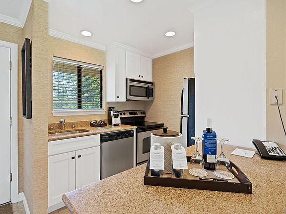 4th image of 684 - 685 Cottage Drive