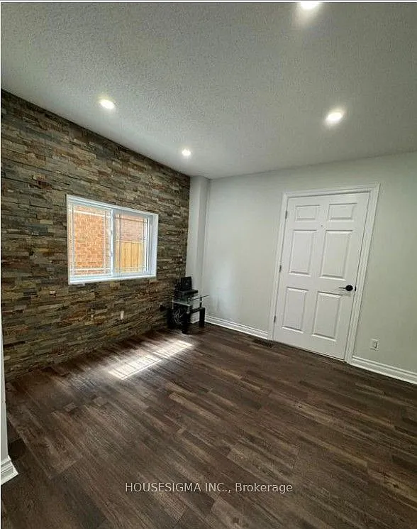 4 bed, $3,300 — Photo 4