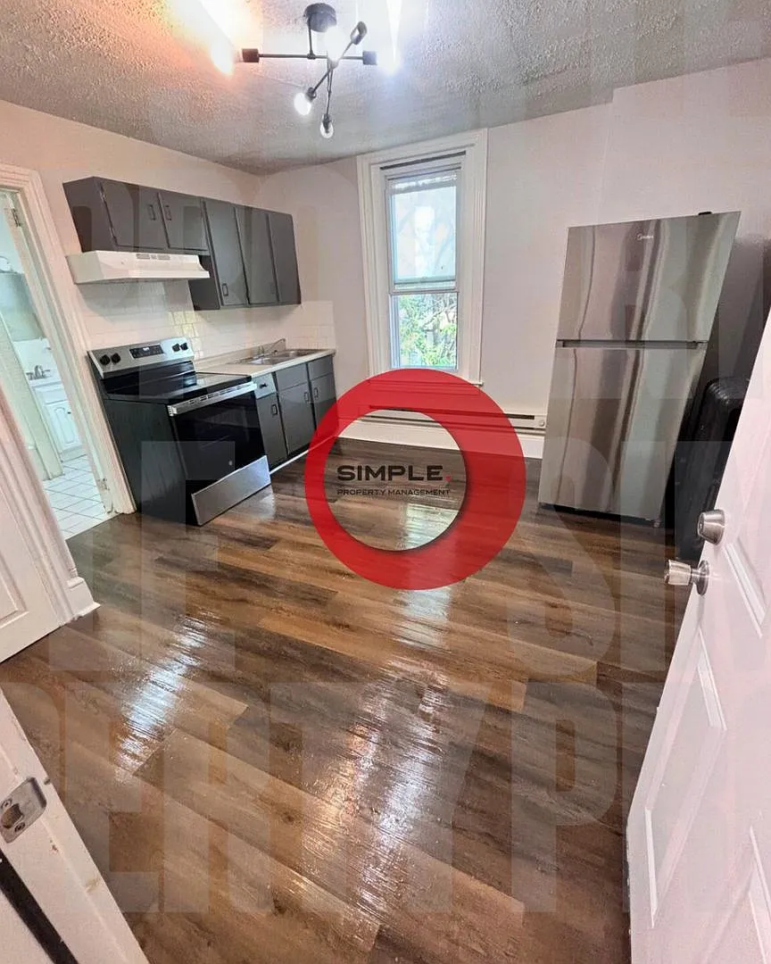 200 South 6th Street — Photo 1