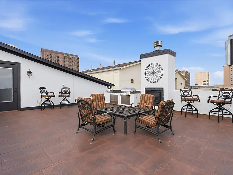 5330 Fayette St — Photo 32