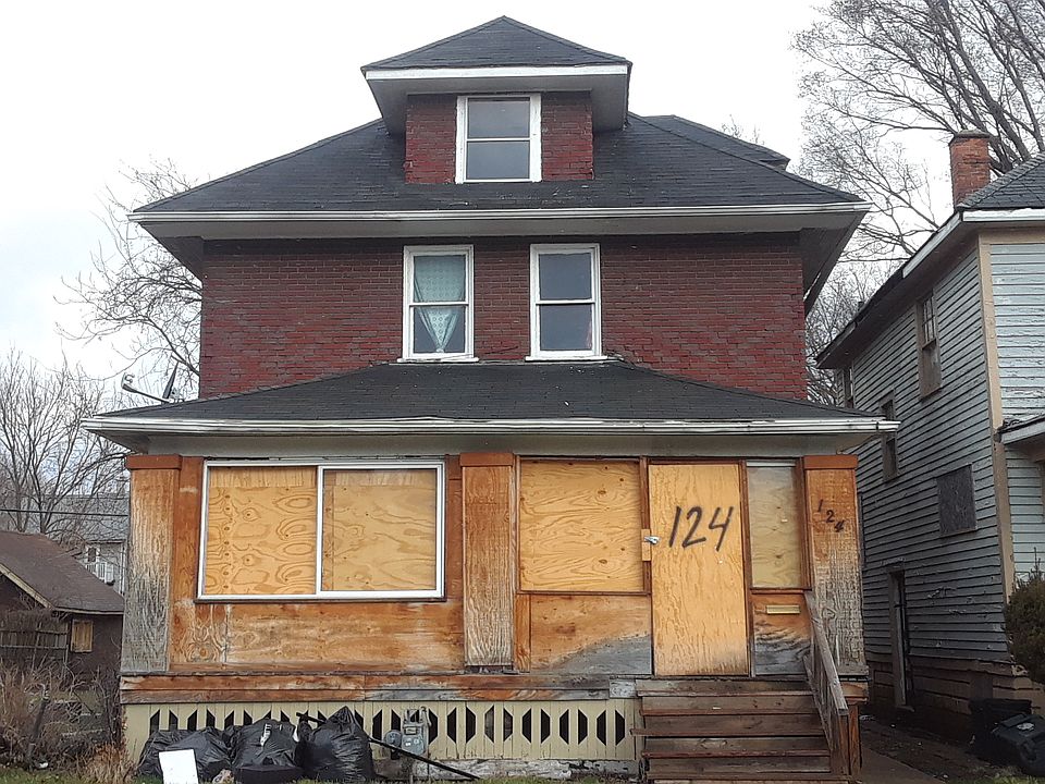 1st image of 124 Florence St