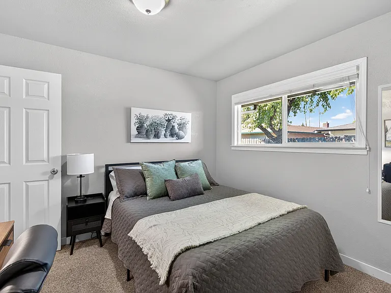 N Morgan Pl — Photo 20