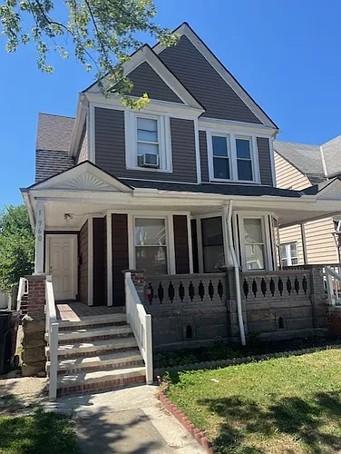 1958 E 120th St #1 Photo 1