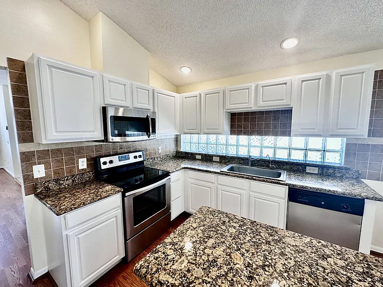 9217 Telfer Run — Photo 4