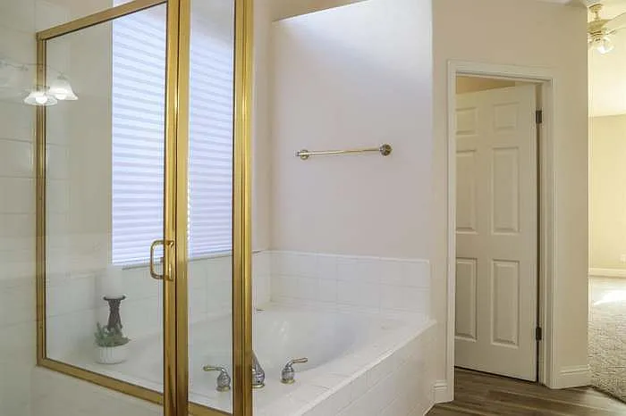 5745 W Decatur Ave — Photo 8