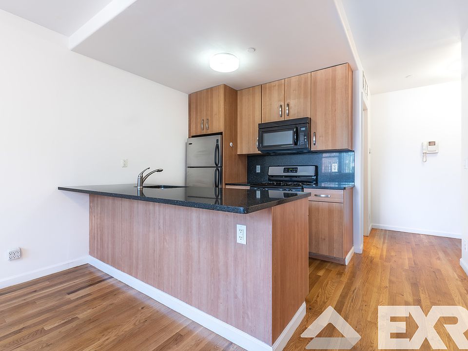 1st image of 309 Grand Ave #3P
