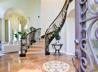 12370 Fairbanks Dr, Tustin, CA 92782
