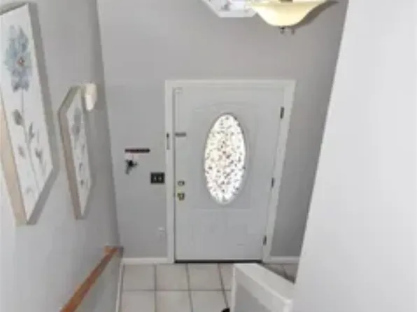 35 Riverdale Ave #1, West Warwick, RI 02893