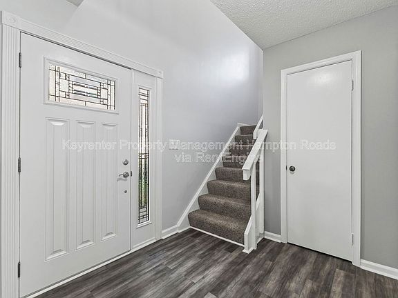 4th image of 5408 Chatham Lake Dr