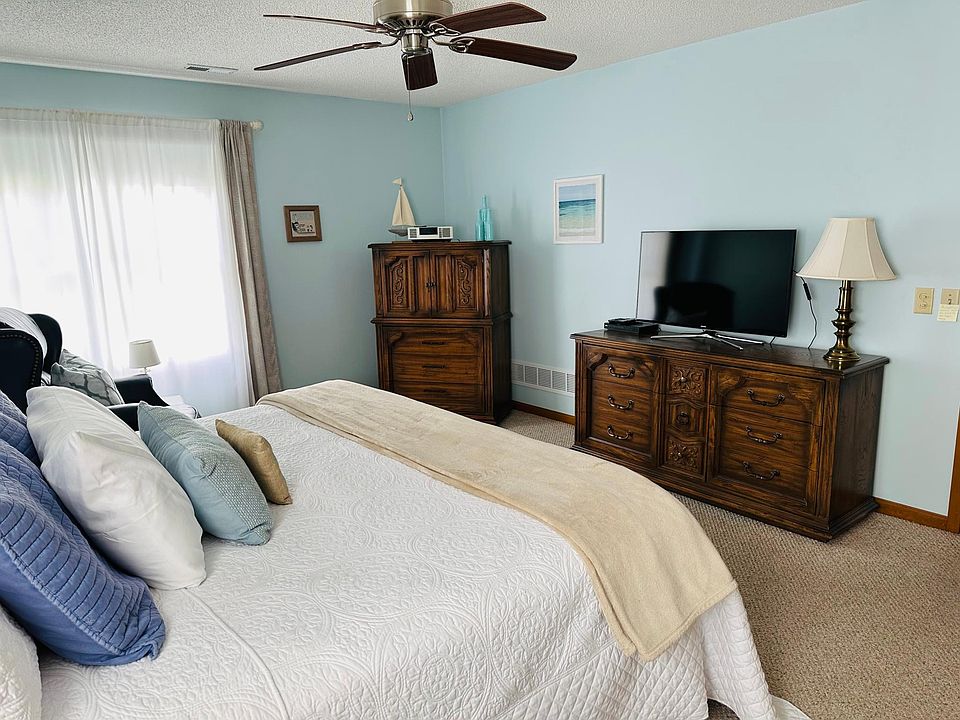 211 Miami Pl, Huron, OH 44839 Zillow