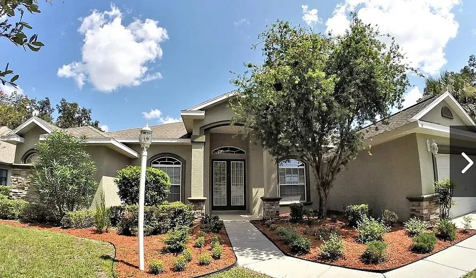 4 bed, 2603 sqft, $4,999 — Photo 2