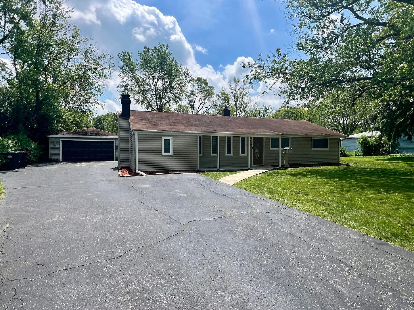 4421 177th Pl photo 1