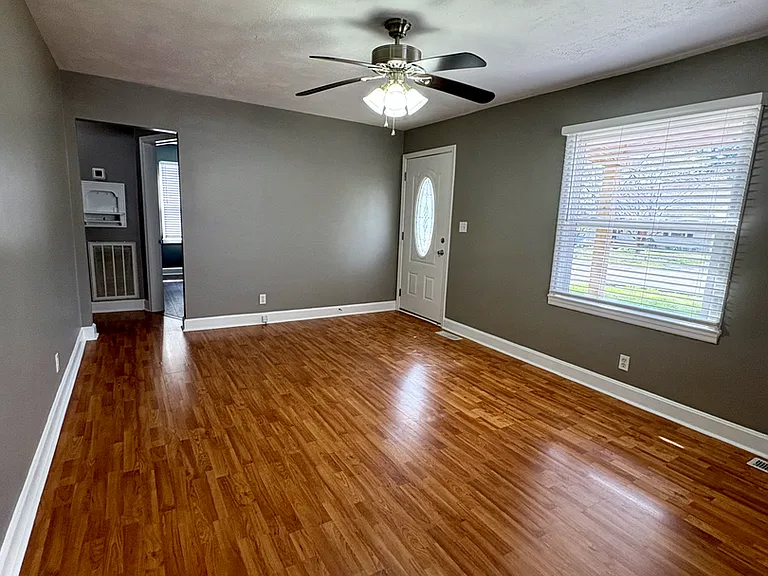 316 Fairview Dr — Photo 6