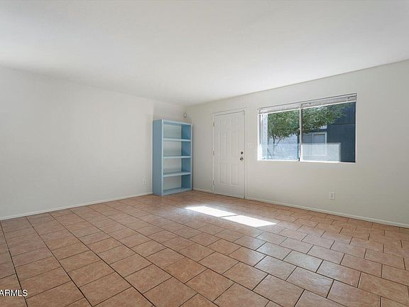 4th image of 700 W UNIVERSITY Drive #132
