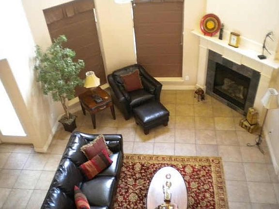 3rd image of 2107 Becky Ln