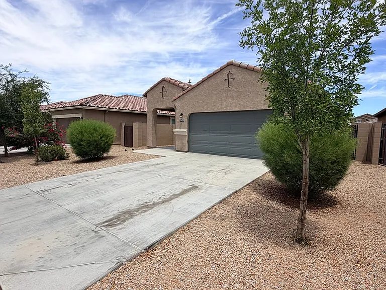 35420 W San Alvarez Ave — Photo 5