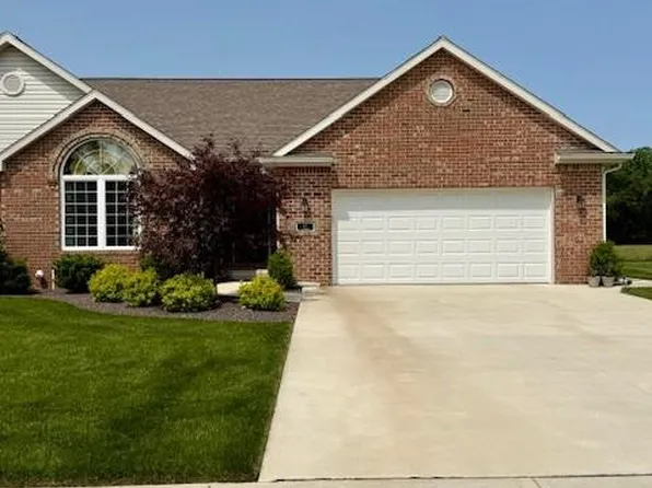 17 Crabtree Ct, Swanton, OH 43558