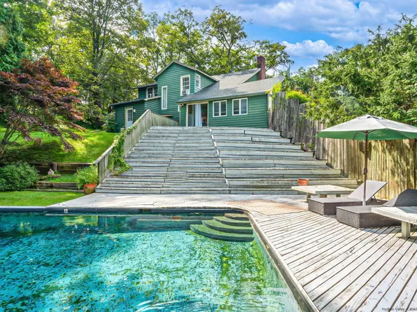 156 Lauren Tice Road, Saugerties, NY 12477