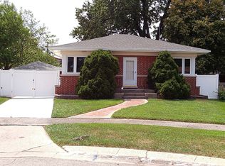 11148 Boeger Ct, Westchester, IL 60154