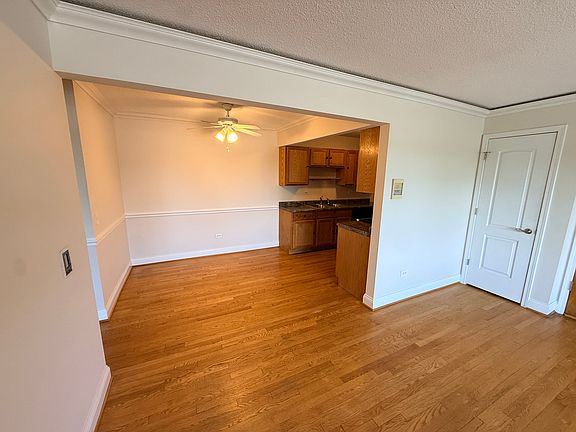 5th image of 4934 N Leonard Dr Unit 3A