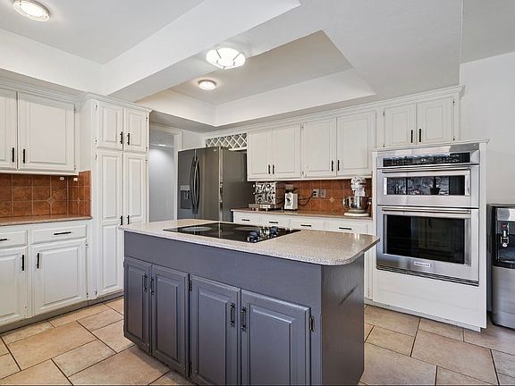 5th image of 3257 Raintree Rd