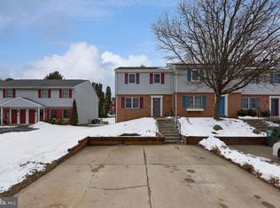 53 Oriole Dr, Ephrata, PA 17522