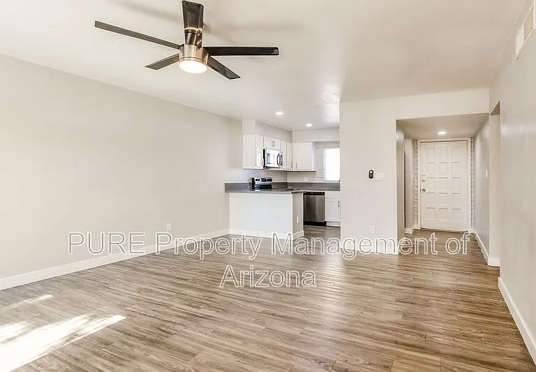 6801 N 17th Ave #1 — Photo 7