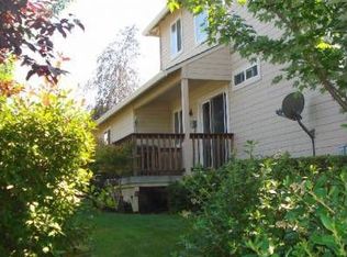 1514 Hollyhock Dr APT B, Medford, OR 97504