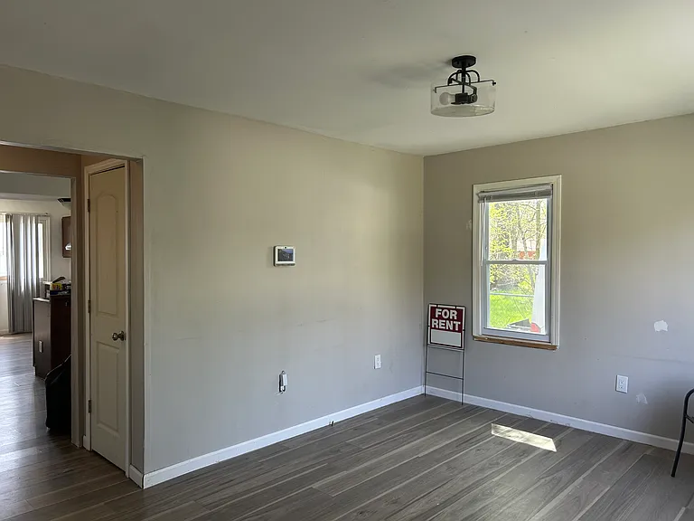18606 Mackay St — Photo 5