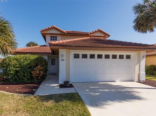 40 San Carlos Dr, Palm Coast, FL 32137