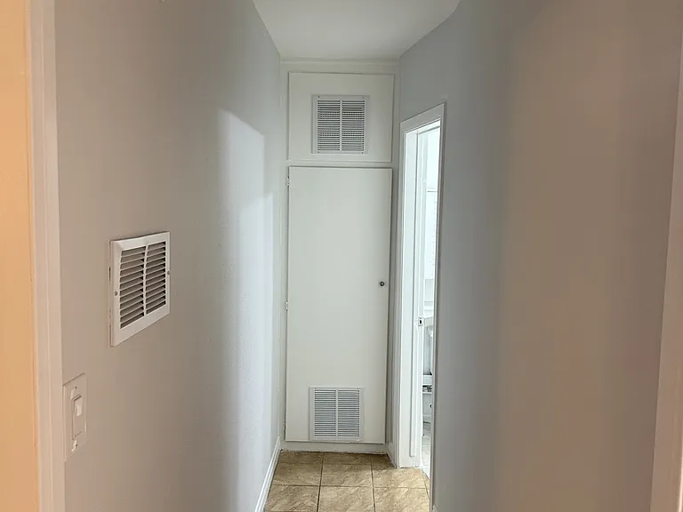 1873 Patricia Ave — Photo 11