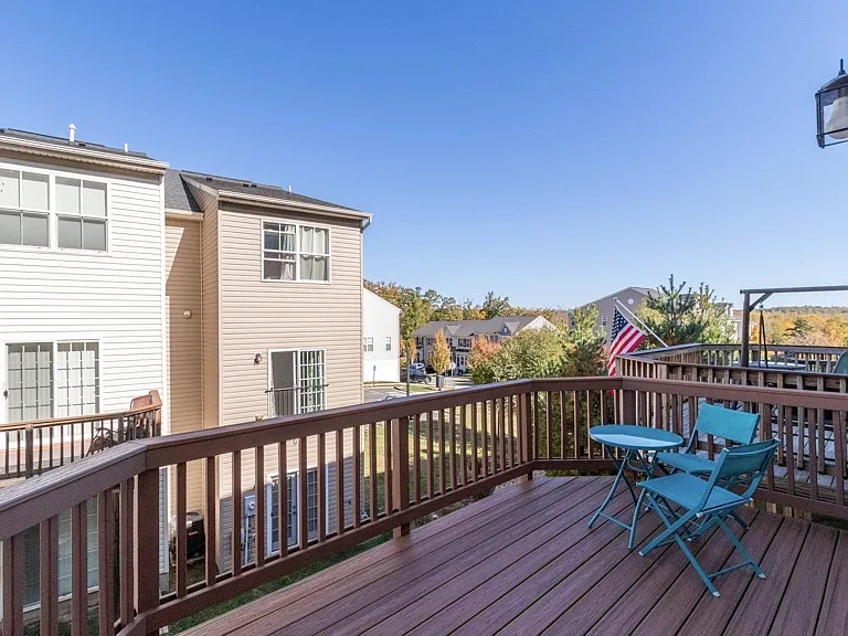 213 Shamrock Dr — Photo 10